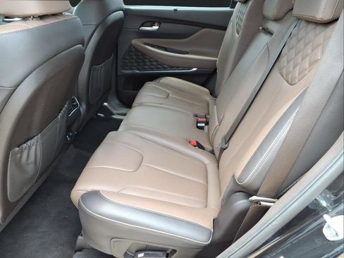 Used 2023 Hyundai Santa Fe Limited AWD/4WD image 17
