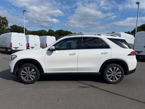 Used 2021 Mercedes-Benz GLE 350 4MATIC w/ Premium Package image 4