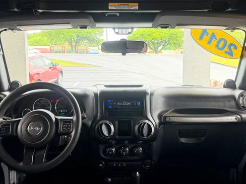 Used 2011 Jeep Wrangler Unlimited Sport AWD/4WD image 9