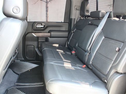 Used 2020 GMC Sierra 2500 Denali w/ Denali Ultimate Package AWD/4WD image 39