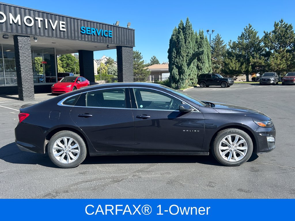 Used 2023 Chevrolet Malibu LT FWD image 2