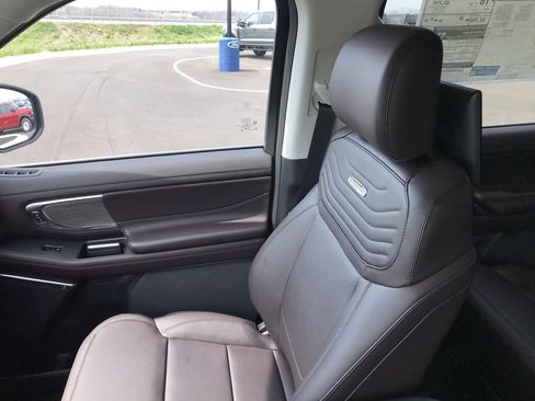 New 2026 Ford Expedition Max Platinum w/ Platinum Ultimate Package AWD/4WD image 25