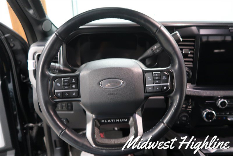 Used 2025 Ford F350 Platinum w/ FX4 Off-Road Package AWD/4WD image 31