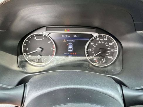 Used 2025 Nissan Altima 2.5 SV FWD image 29