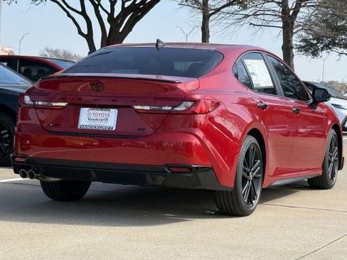 New 2026 Toyota Camry Hybrid image 4