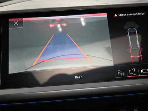 Used 2023 Audi Q4 e-tron Premium Plus w/ Premium Plus image 12