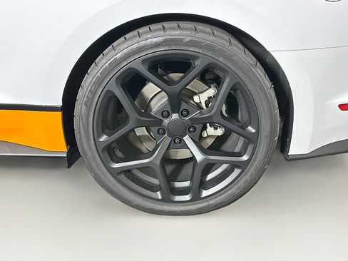 Used 2022 Ford Mustang GT Premium w/ Equipment Group 401A RWD image 11