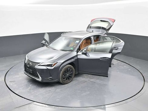 Used 2024 Lexus UX 250h AWD w/ Premium Package image 42