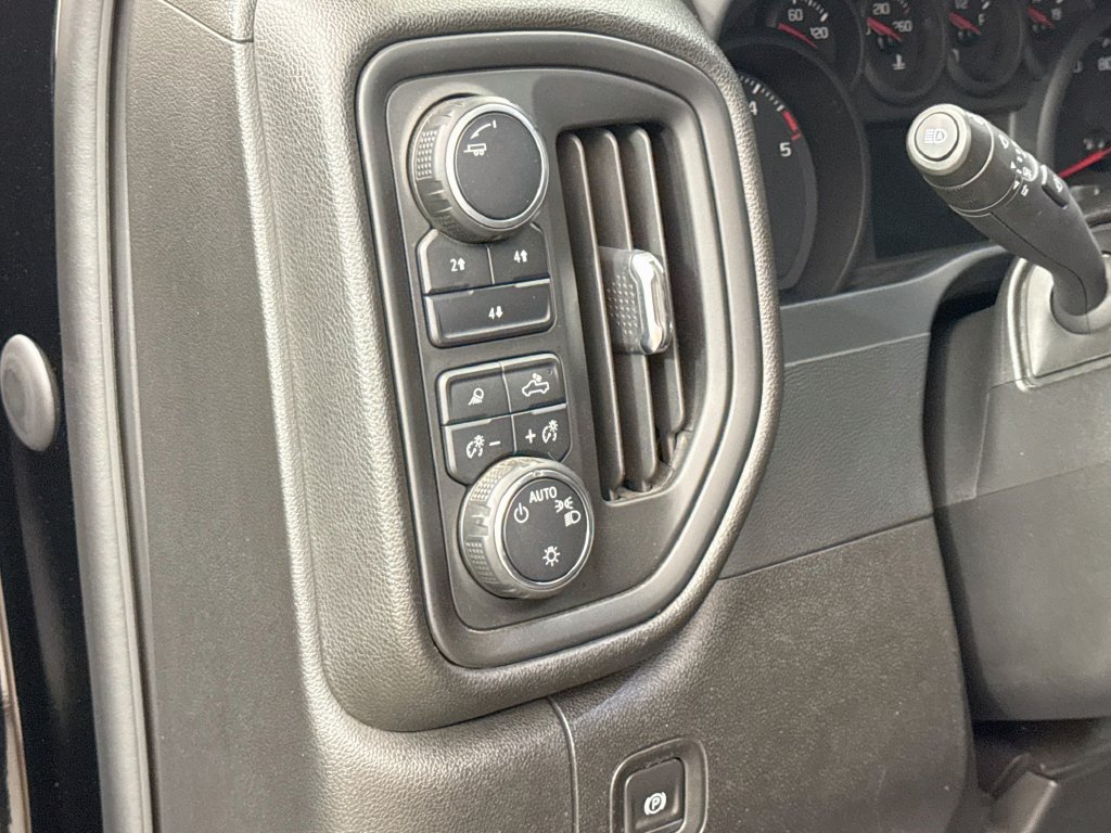 Used 2024 Chevrolet Silverado 2500 Custom w/ Custom Value Package AWD/4WD image 11