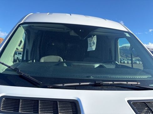 Used 2025 Ford Transit 250 148 Medium Roof Extended AWD image 10