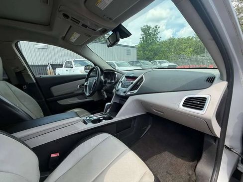Used 2010 GMC Terrain SLT AWD/4WD image 11