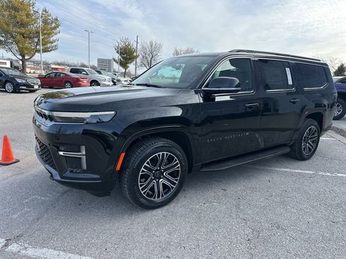 New 2026 Jeep Grand Wagoneer L w/ Premium Group I image 14