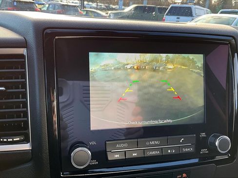 Used 2024 Nissan Frontier SV w/ Hardbody Edition image 14