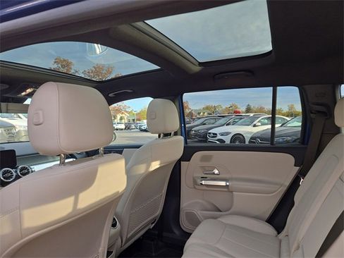 New 2026 Mercedes-Benz GLB 250 4MATIC image 27