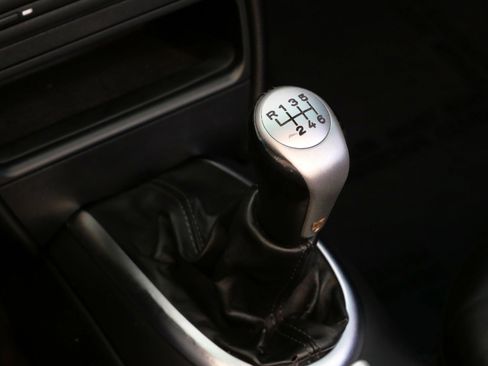 Used 2000 Porsche 911 Cabriolet image 19