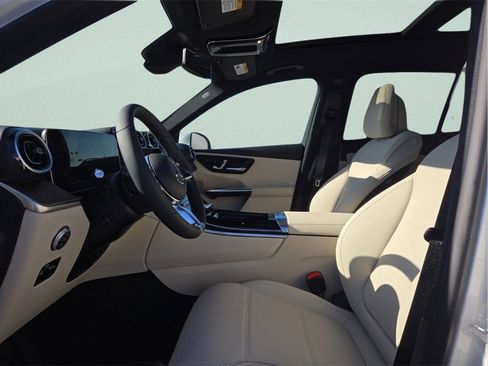 New 2026 Mercedes-Benz GLC 300 image 17