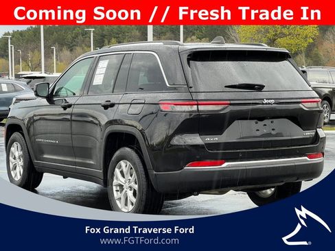 Used 2023 Jeep Grand Cherokee Limited AWD/4WD image 38