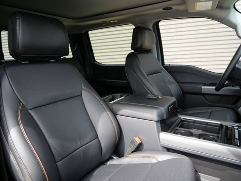 New 2026 Ford F250 Lariat w/ Black Appearance Package AWD/4WD image 20