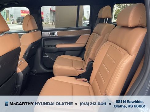 Used 2026 Hyundai Santa Fe Calligraphy FWD image 5