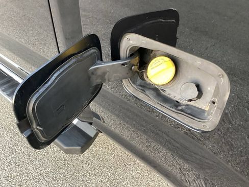 Used 2021 Ford F250 XLT w/ XLT Premium Package image 12