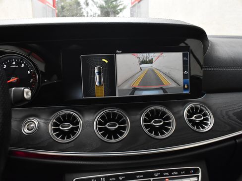 Used 2018 Mercedes-Benz E 400 4MATIC Coupe image 29