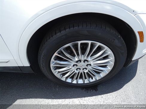 Used 2017 Cadillac XT5 Luxury image 17