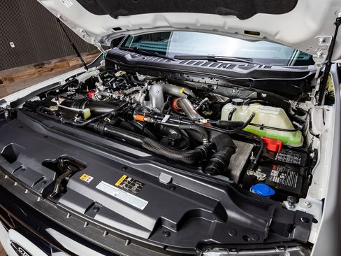 Used 2026 Ford F250 Platinum image 40