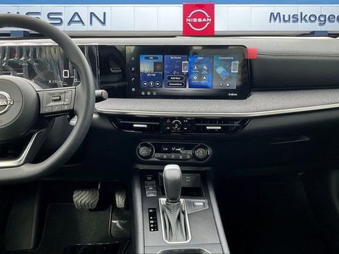 New 2026 Nissan Kicks SV image 7