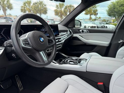 Certified 2025 BMW X5 xDrive40i w/ M Sport Package AWD/4WD image 2