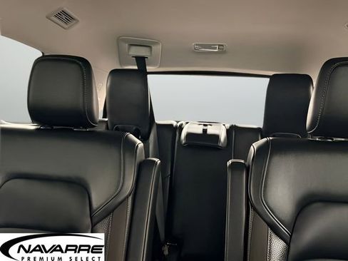 Used 2022 Nissan Pathfinder SL w/ SL Premium Package FWD image 14