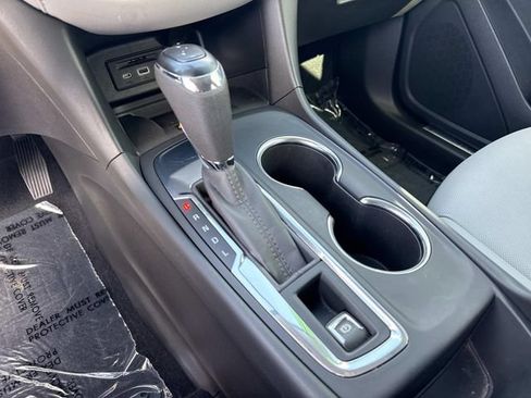 Used 2021 Chevrolet Equinox Premier FWD image 26