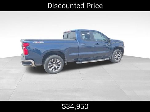 Used 2021 Chevrolet Silverado 1500 LT w/ Convenience Package II AWD/4WD image 3