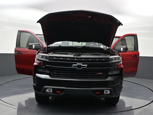 Used 2020 Chevrolet Silverado 1500 LT Trail Boss image 36