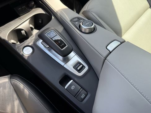 Certified 2025 INFINITI QX50 Luxe w/ Accent Package image 25