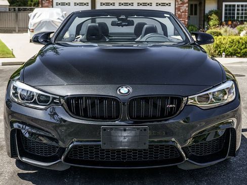 Used 2020 BMW M4 Convertible w/ Competition Package RWD image 13