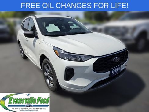 Used 2024 Ford Escape ST-Line w/ Tech Pack #1 AWD/4WD image 1