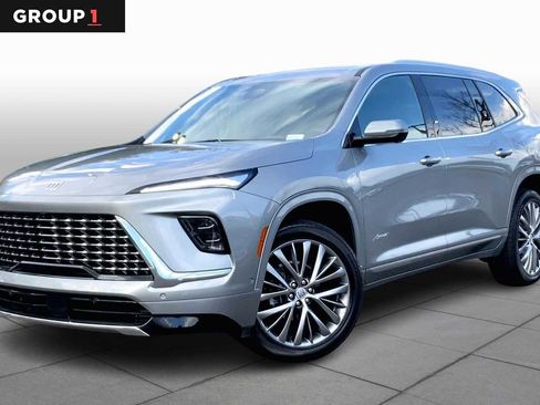 Used 2025 Buick Enclave Avenir w/ Super Cruise Package image 1