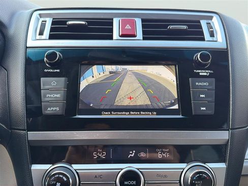 Used 2018 Subaru Outback 2.5i AWD/4WD image 25