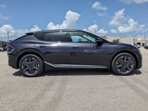New 2025 Kia EV6 Light RWD image 4