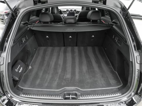 Used 2023 Mercedes-Benz GLC 300 4MATIC image 42