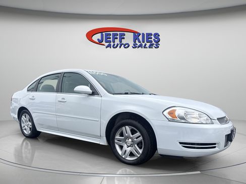 Used 2016 Chevrolet Impala LT image 3