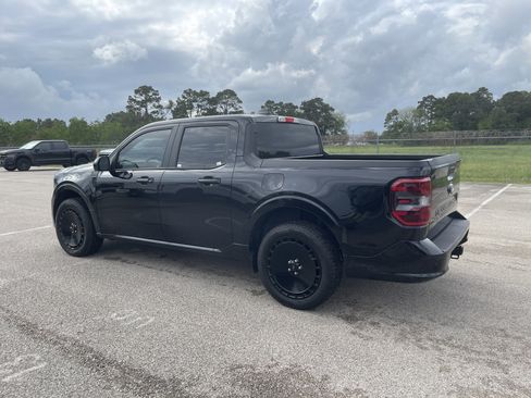 Used 2025 Ford Maverick Lobo image 3