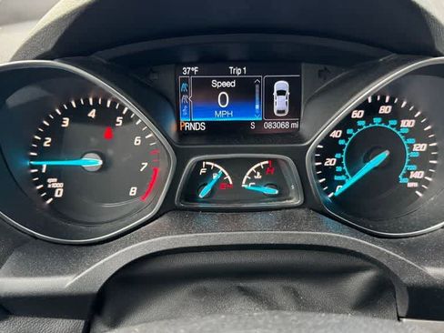 Used 2016 Ford Escape SE image 18