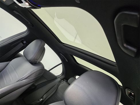 Certified 2022 Mercedes-Benz C 300 Sedan image 12