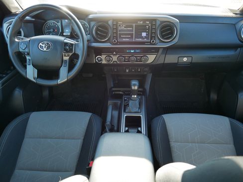 Used 2023 Toyota Tacoma TRD Off-Road image 10