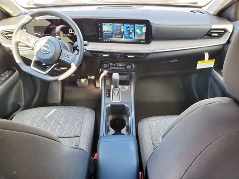 New 2026 Nissan Kicks SV image 12