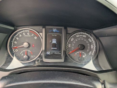 Used 2021 Toyota Tacoma 4x4 Double Cab image 30