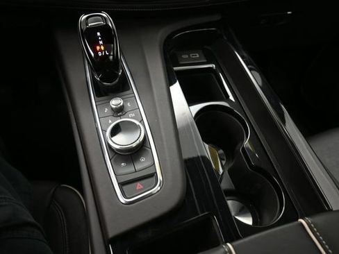 Used 2024 Cadillac Escalade Sport AWD/4WD image 11