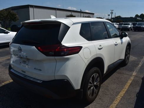 Used 2023 Nissan Rogue SV AWD/4WD image 4