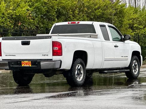 Used 2007 Chevrolet Silverado 1500 LT w/ Suspension Package, Off-Road" image 4